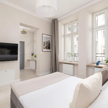 Apartment Cream & Beige Oasis - Studio For 2 - Kazimier Krakow