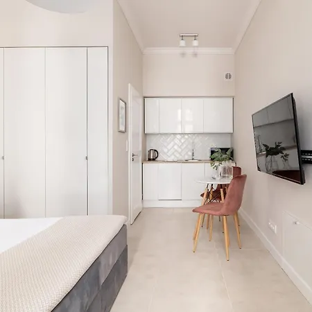 Apartment Cream & Beige Oasis - Studio For 2 - Kazimier